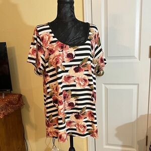 LuLaRoe Black and Pink Floral Striped Top